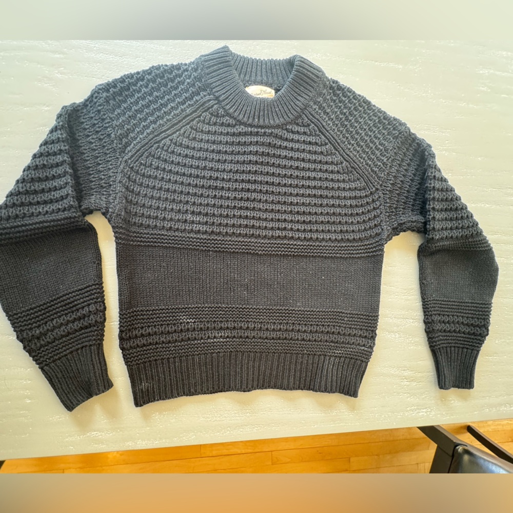 Universal Thread Black Chunky Knit Sweater